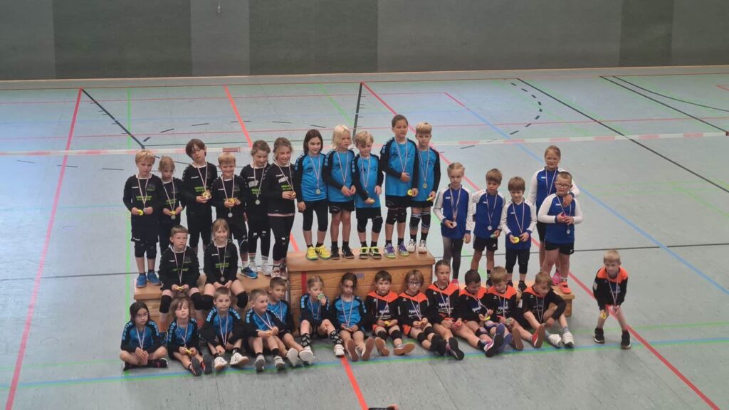Vorschau-Bild: Die U8 des TSV Schülp freut sich über Bronze in der Landesmeisterschaft.