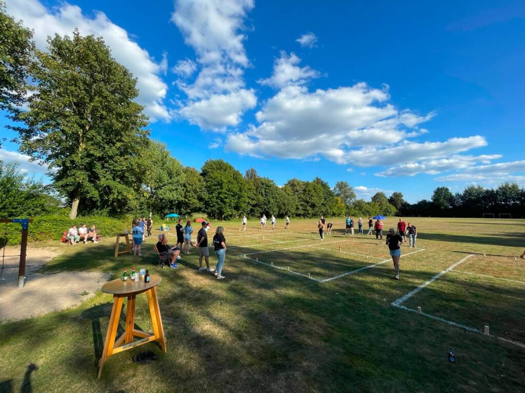 Turnierübersicht beim Kubb-Turnier des TSV Schülp
